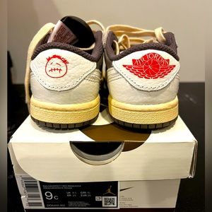 TRAVIS SCOTT MOCHA JORDAN 1 LOW TODDLER SIZE 9C